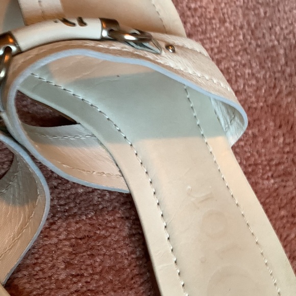 Dior T-strap slide on flats - Picture 8 of 11